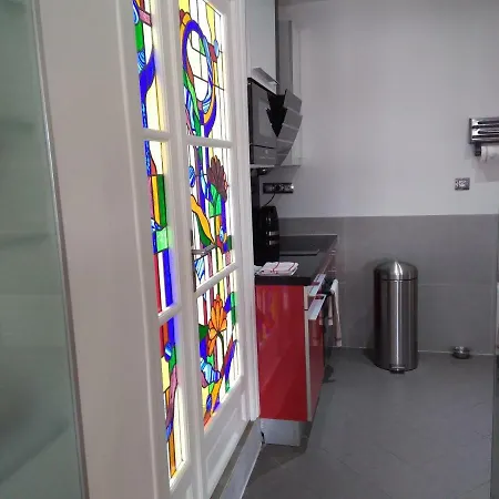 Constellation Apartment *